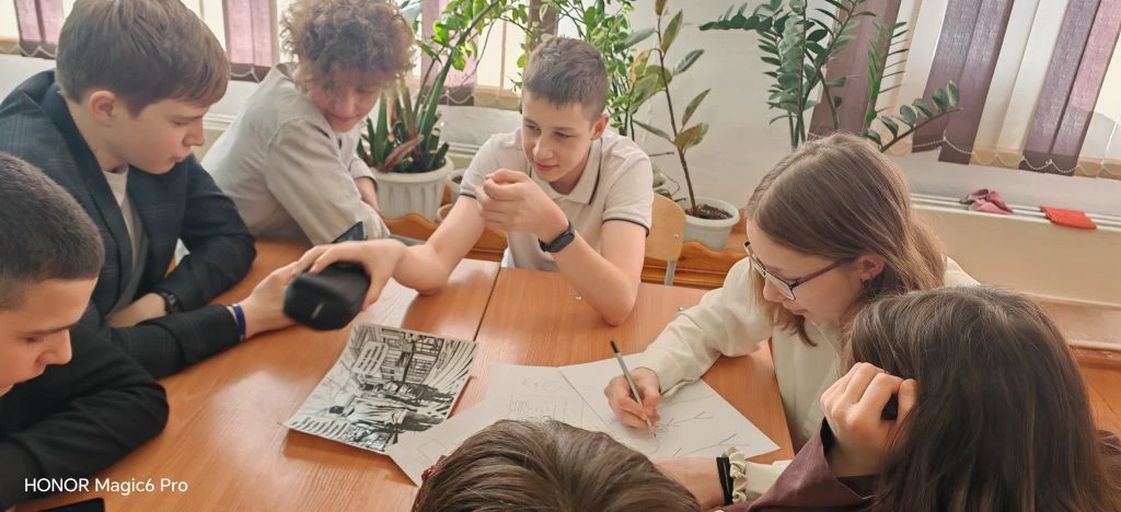 «Связующая нить»: как подростки учатся справляться с кризисами «Связующая нить»: как подростки учатся справляться с кризисами.