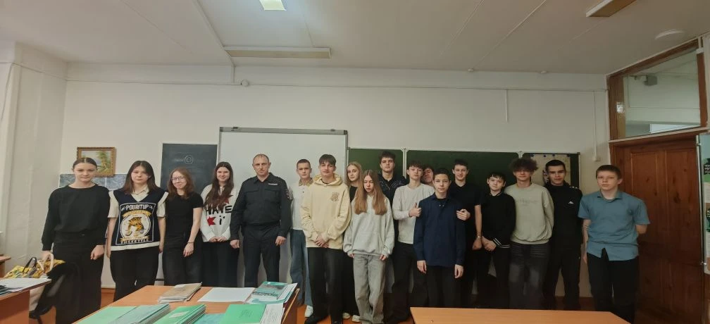 КАЛЕЙДОСКОП ПРОФЕССИЙ: ЯРКИЕ ВСТРЕЧИ В НАШЕЙ ШКОЛЕ! КАЛЕЙДОСКОП ПРОФЕССИЙ: ЯРКИЕ ВСТРЕЧИ В НАШЕЙ ШКОЛЕ!.